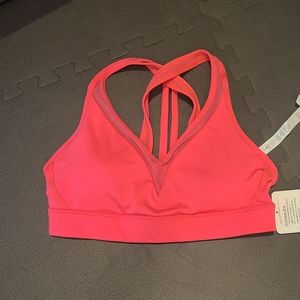 NWT Lululemon Minimalist Bra Size 8
